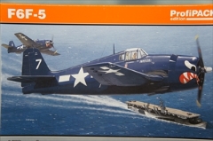 1/72　F6F-5 プロフィパック　