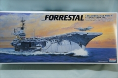 1/800　FORRESTAL　フォレスタル　CV-59