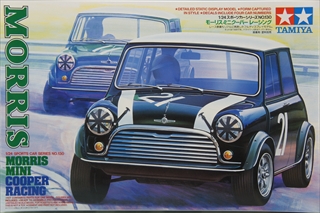 1/24�@���[���X �~�j�N�[�p�[ ���[�V���O�@�u�X�|�[�c�J�[�V���[�Y No.130�v