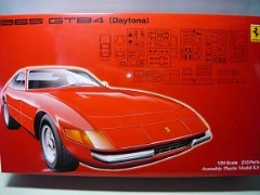 1/24　フェラーリ　365GTB4　デイトナ　４０周年記念モデル