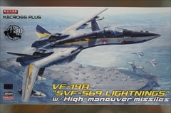 1/72　VF-19A　「SVF-569 ライトニングス」　w/ハイマニューバ ミサイル