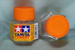 タミヤセメント （六角びん） 　接着剤
