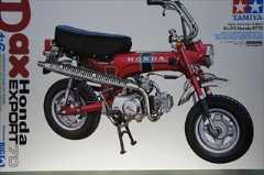 1/6　ダックス Honda ST70　　「オートバイシリーズ No.2」
