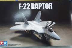 1/72　F-22 ラプター　　「ウォーバードコレクション No.63」